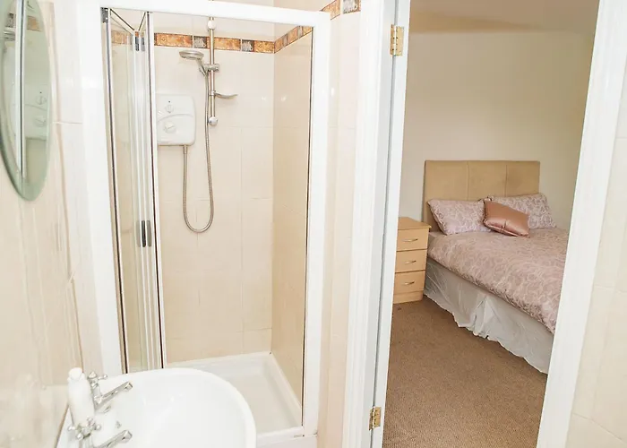 Spacious 4 Bedroom & 4 Bathrooms 度假居 戈尔韦